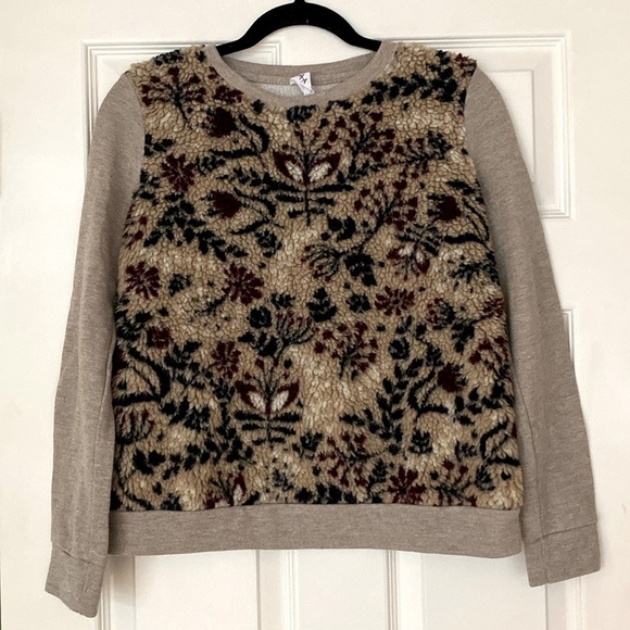 Anthropologie Tops - Anthropologie Amadi Sweater Front Sweatshirt